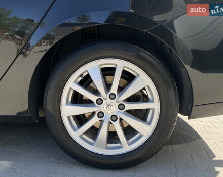 Черный Рено Лагуна, объемом двигателя 2 л и пробегом 290 тыс. км за 8500 $, фото 10 на Automoto.ua