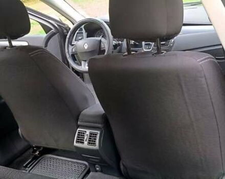 Рено Лагуна 2010 в Лановцах на Automoto.ua Черный Рено Лагуна, объемом двигателя 1.5 л и пробегом 246 тыс. км за 6500 $, фото 15 на Automoto.ua