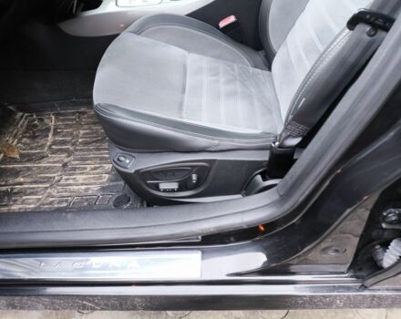 Черный Рено Лагуна, объемом двигателя 2 л и пробегом 242 тыс. км за 9500 $, фото 4 на Automoto.ua