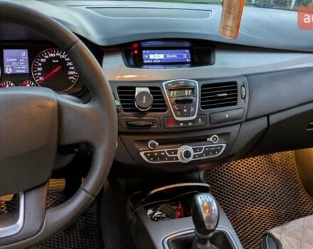 Рено Лагуна 2011 в Остоге на Automoto.ua Черный Рено Лагуна, объемом двигателя 1.5 л и пробегом 222 тыс. км за 6500 $, фото 13 на Automoto.ua