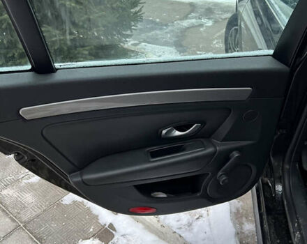 Черный Рено Лагуна, объемом двигателя 1.5 л и пробегом 269 тыс. км за 7100 $, фото 13 на Automoto.ua