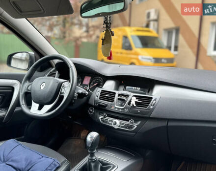 Черный Рено Лагуна, объемом двигателя 1.5 л и пробегом 227 тыс. км за 6800 $, фото 23 на Automoto.ua