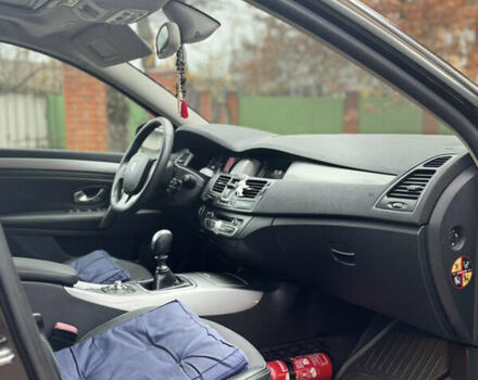 Черный Рено Лагуна, объемом двигателя 1.5 л и пробегом 227 тыс. км за 6800 $, фото 24 на Automoto.ua