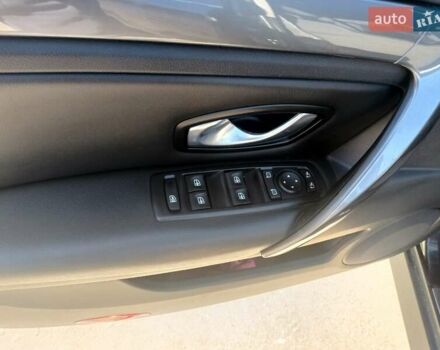 Рено Лагуна 2011 в Кропивницком (Кировограде) на Automoto.ua Черный Рено Лагуна, объемом двигателя 1.5 л и пробегом 220 тыс. км за 6800 $, фото 1 на Automoto.ua