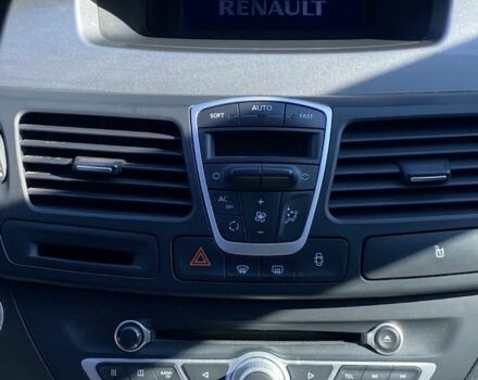 Черный Рено Лагуна, объемом двигателя 1.5 л и пробегом 309 тыс. км за 6300 $, фото 10 на Automoto.ua