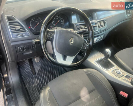Черный Рено Лагуна, объемом двигателя 1.5 л и пробегом 241 тыс. км за 5200 $, фото 11 на Automoto.ua