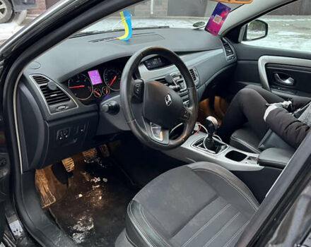 Черный Рено Лагуна, объемом двигателя 1.5 л и пробегом 269 тыс. км за 7100 $, фото 10 на Automoto.ua