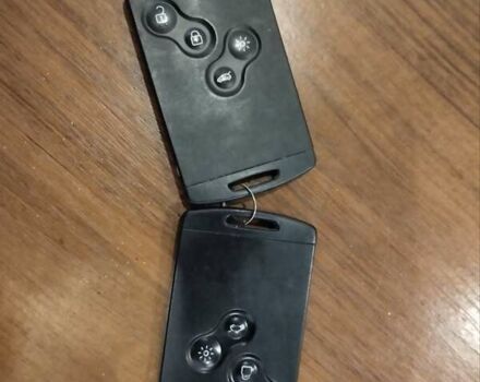 Черный Рено Лагуна, объемом двигателя 1.5 л и пробегом 250 тыс. км за 5500 $, фото 37 на Automoto.ua