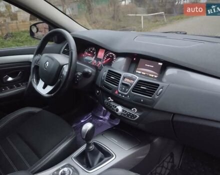 Черный Рено Лагуна, объемом двигателя 1.5 л и пробегом 250 тыс. км за 5500 $, фото 28 на Automoto.ua