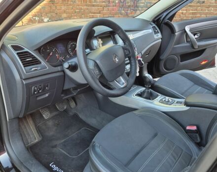 Чорний Рено Лагуна, об'ємом двигуна 1.5 л та пробігом 305 тис. км за 6300 $, фото 10 на Automoto.ua