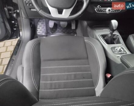 Черный Рено Лагуна, объемом двигателя 1.5 л и пробегом 250 тыс. км за 5500 $, фото 24 на Automoto.ua