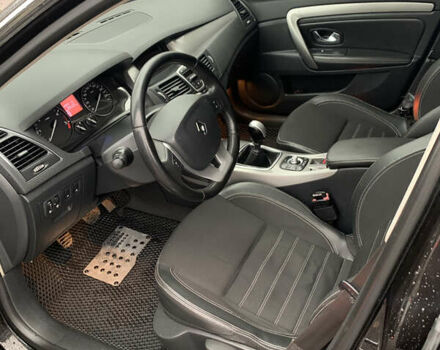 Рено Лагуна 2013 в Ровно на Automoto.ua Черный Рено Лагуна, объемом двигателя 2 л и пробегом 280 тыс. км за 7000 $, фото 4 на Automoto.ua