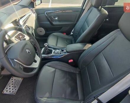 Чорний Рено Лагуна, об'ємом двигуна 1.5 л та пробігом 226 тис. км за 10200 $, фото 26 на Automoto.ua