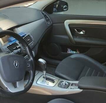 Черный Рено Лагуна, объемом двигателя 1.46 л и пробегом 273 тыс. км за 7000 $, фото 2 на Automoto.ua