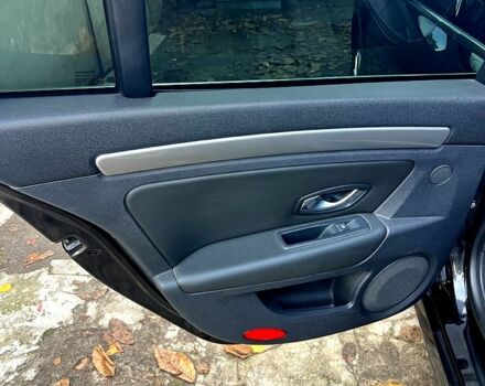 Черный Рено Лагуна, объемом двигателя 1.5 л и пробегом 190 тыс. км за 8300 $, фото 7 на Automoto.ua