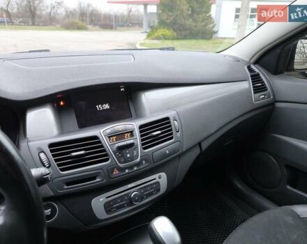 Черный Рено Лагуна, объемом двигателя 1.5 л и пробегом 230 тыс. км за 9500 $, фото 19 на Automoto.ua