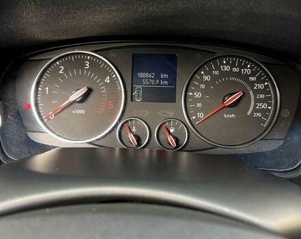 Черный Рено Лагуна, объемом двигателя 1.5 л и пробегом 190 тыс. км за 8300 $, фото 11 на Automoto.ua