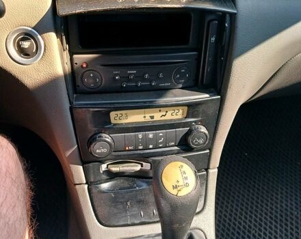 Черный Рено Лагуна, объемом двигателя 1.8 л и пробегом 329 тыс. км за 3700 $, фото 4 на Automoto.ua