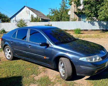 Черный Рено Лагуна, объемом двигателя 1.8 л и пробегом 329 тыс. км за 3700 $, фото 1 на Automoto.ua