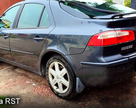 Черный Рено Лагуна, объемом двигателя 2 л и пробегом 352 тыс. км за 3100 $, фото 2 на Automoto.ua