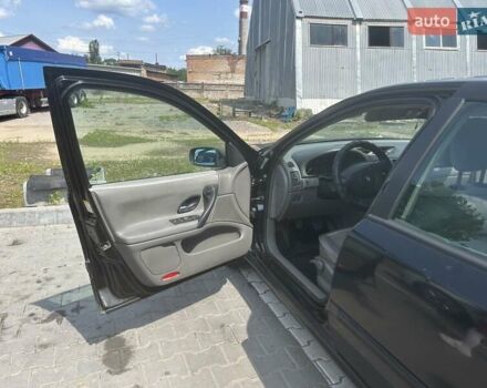 Черный Рено Лагуна, объемом двигателя 1.78 л и пробегом 431 тыс. км за 4500 $, фото 9 на Automoto.ua