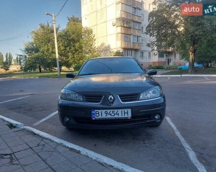 Черный Рено Лагуна, объемом двигателя 2.2 л и пробегом 317 тыс. км за 3500 $, фото 1 на Automoto.ua