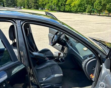 Черный Рено Лагуна, объемом двигателя 2.2 л и пробегом 315 тыс. км за 4150 $, фото 4 на Automoto.ua