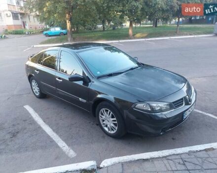 Черный Рено Лагуна, объемом двигателя 2.2 л и пробегом 317 тыс. км за 3500 $, фото 2 на Automoto.ua