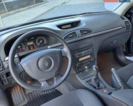 Черный Рено Лагуна, объемом двигателя 1.6 л и пробегом 99 тыс. км за 5300 $, фото 26 на Automoto.ua