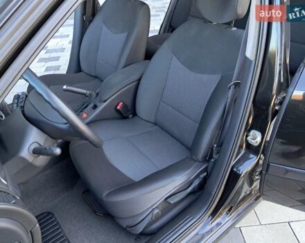 Черный Рено Лагуна, объемом двигателя 1.6 л и пробегом 99 тыс. км за 5300 $, фото 18 на Automoto.ua