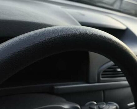 Черный Рено Лагуна, объемом двигателя 1.6 л и пробегом 100 тыс. км за 4900 $, фото 12 на Automoto.ua