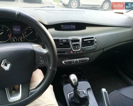 Черный Рено Лагуна, объемом двигателя 1.5 л и пробегом 210 тыс. км за 5100 $, фото 1 на Automoto.ua