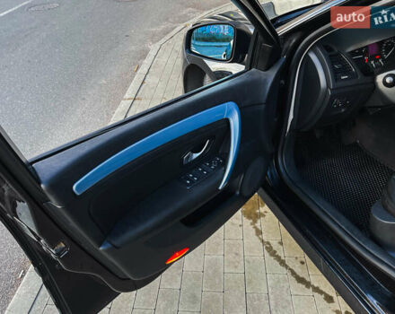 Черный Рено Лагуна, объемом двигателя 1.46 л и пробегом 423 тыс. км за 5800 $, фото 9 на Automoto.ua