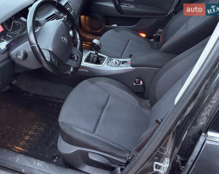 Черный Рено Лагуна, объемом двигателя 1.46 л и пробегом 300 тыс. км за 5500 $, фото 12 на Automoto.ua