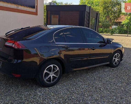 Черный Рено Лагуна, объемом двигателя 1.5 л и пробегом 307 тыс. км за 6300 $, фото 6 на Automoto.ua