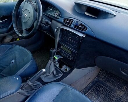 Чорний Рено Лагуна, об'ємом двигуна 2 л та пробігом 325 тис. км за 1800 $, фото 1 на Automoto.ua