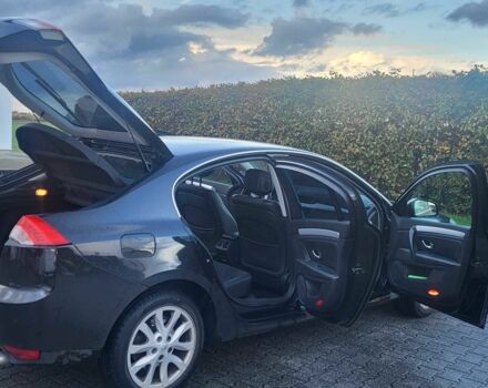 Черный Рено Лагуна, объемом двигателя 0 л и пробегом 200 тыс. км за 2941 $, фото 1 на Automoto.ua