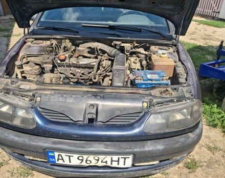 Фиолетовый Рено Лагуна, объемом двигателя 1.8 л и пробегом 380 тыс. км за 1400 $, фото 3 на Automoto.ua