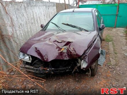 Рено Лагуна 1994 у Путивле на Automoto.ua Фіолетовий Рено Лагуна, об'ємом двигуна 20 л та пробігом 300 тис. км за 750 $, фото 1 на Automoto.ua