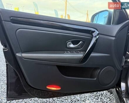 Коричневый Рено Лагуна, объемом двигателя 1.5 л и пробегом 155 тыс. км за 8300 $, фото 7 на Automoto.ua