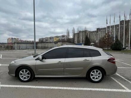 Рено Лагуна 2011 в Ивано-Франковске на Automoto.ua Коричневый Рено Лагуна, объемом двигателя 2 л и пробегом 241 тыс. км за 7800 $, фото 1 на Automoto.ua