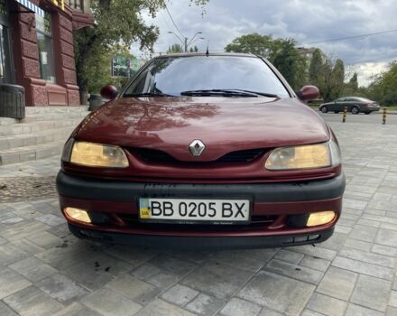 Червоний Рено Лагуна, об'ємом двигуна 1.8 л та пробігом 310 тис. км за 2450 $, фото 8 на Automoto.ua