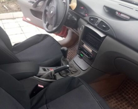 Червоний Рено Лагуна, об'ємом двигуна 1.8 л та пробігом 290 тис. км за 3500 $, фото 4 на Automoto.ua