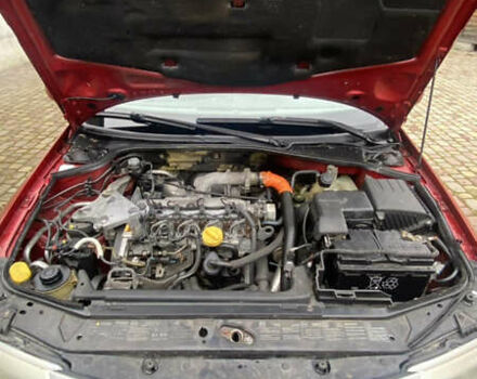 Красный Рено Лагуна, объемом двигателя 1.87 л и пробегом 112 тыс. км за 3999 $, фото 9 на Automoto.ua