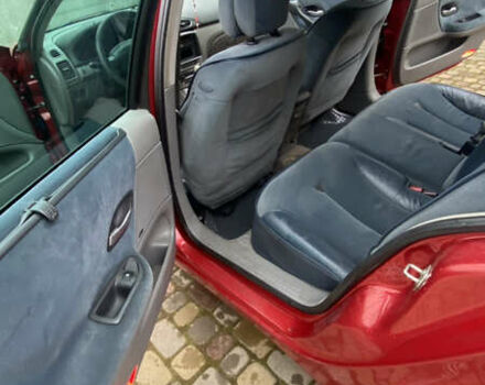 Красный Рено Лагуна, объемом двигателя 1.87 л и пробегом 112 тыс. км за 3999 $, фото 11 на Automoto.ua