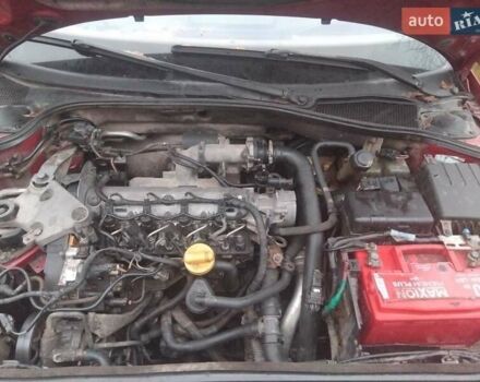 Червоний Рено Лагуна, об'ємом двигуна 1.9 л та пробігом 300 тис. км за 2300 $, фото 6 на Automoto.ua