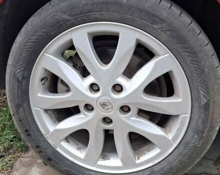 Красный Рено Лагуна, объемом двигателя 2 л и пробегом 225 тыс. км за 6500 $, фото 14 на Automoto.ua