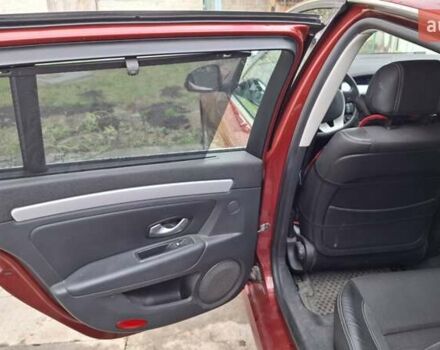 Красный Рено Лагуна, объемом двигателя 2 л и пробегом 225 тыс. км за 6500 $, фото 11 на Automoto.ua