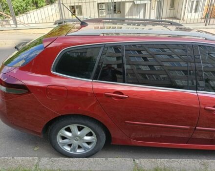 Красный Рено Лагуна, объемом двигателя 2 л и пробегом 1 тыс. км за 8500 $, фото 2 на Automoto.ua