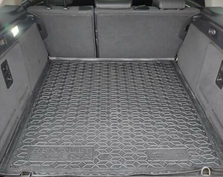 Красный Рено Лагуна, объемом двигателя 2 л и пробегом 262 тыс. км за 8400 $, фото 9 на Automoto.ua